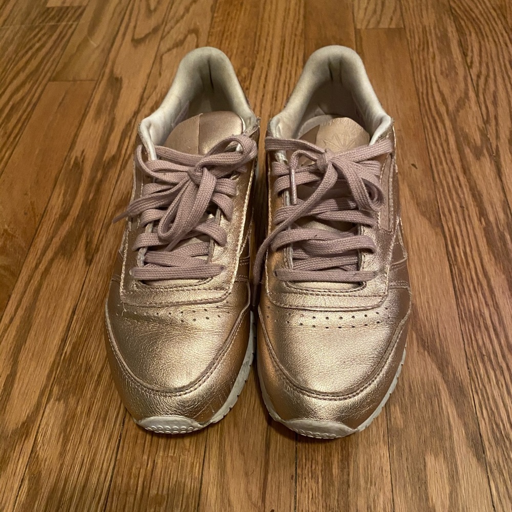 Gold Reeboks - Picture 3 of 4